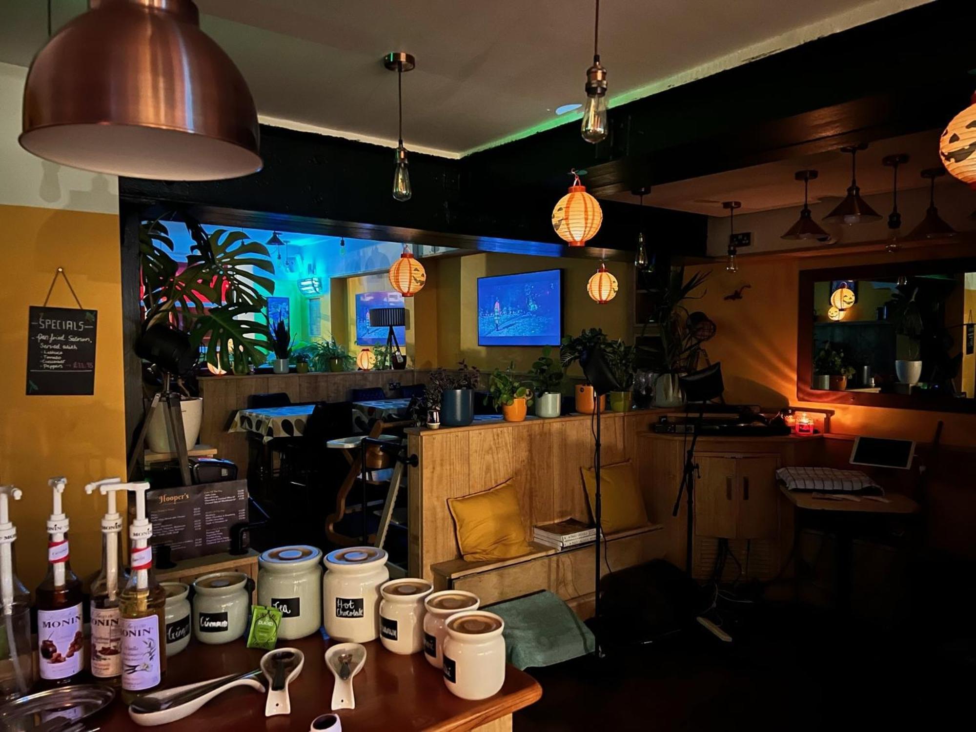 Hoopers Sandy Beach Guest Rooms 斯旺西 外观 照片