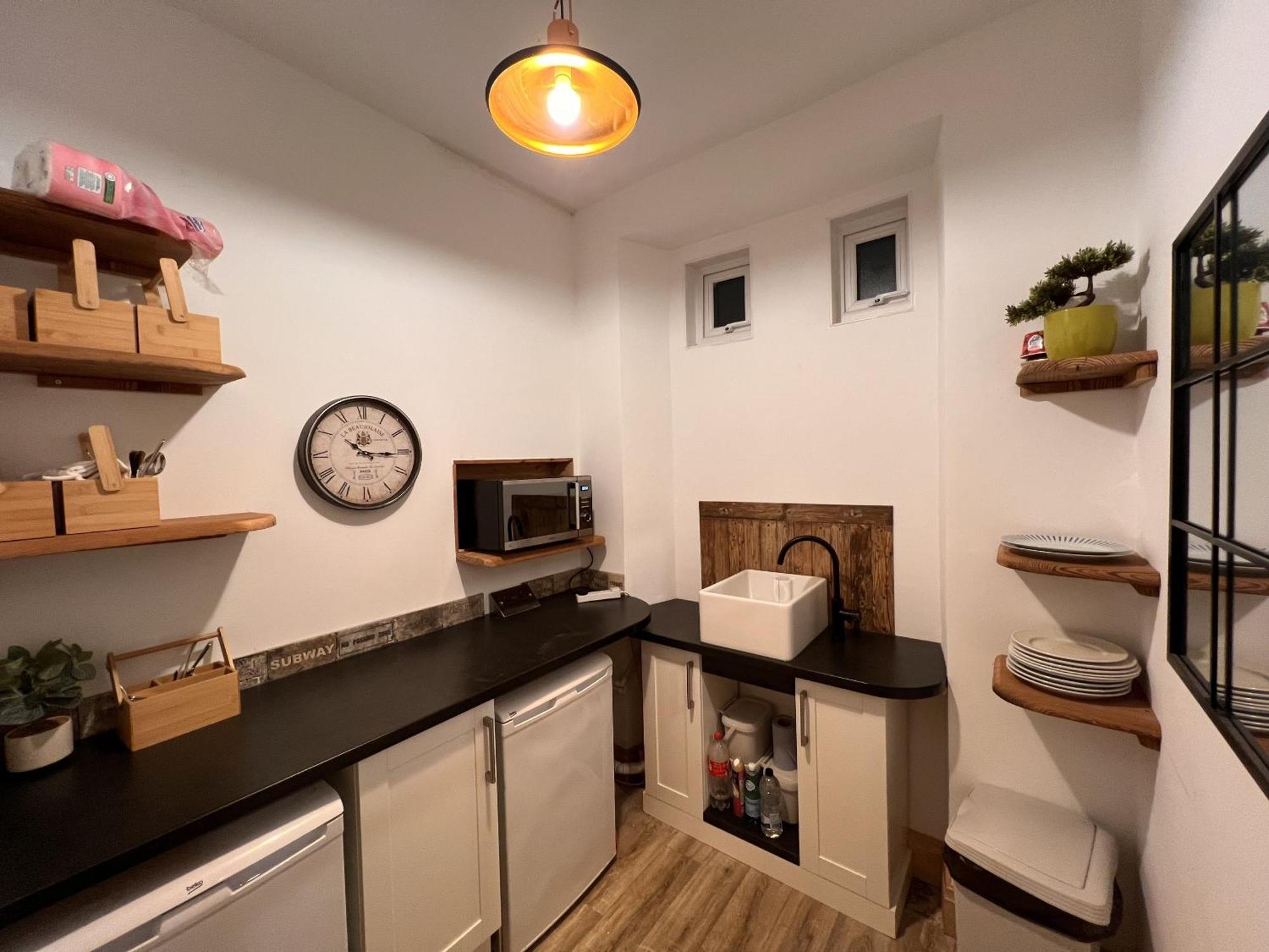 Hoopers Sandy Beach Guest Rooms 斯旺西 外观 照片